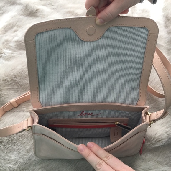 Leather cross body bag by Ellen Degeneres - Picture 4 of 6